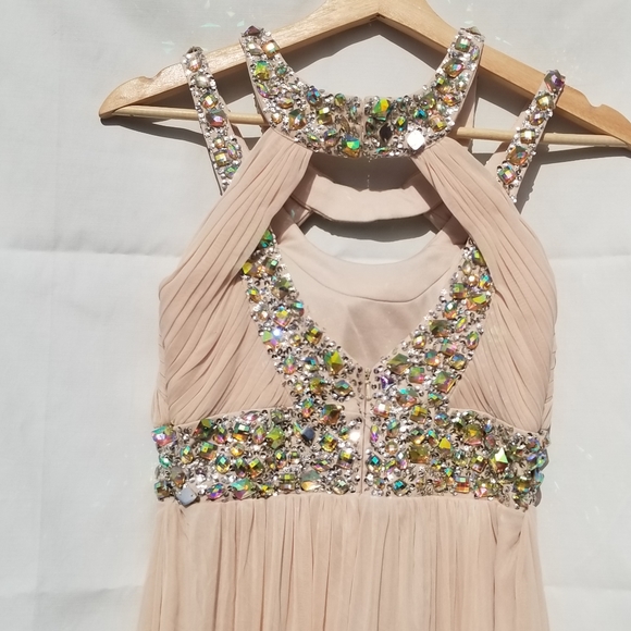 Prom gown - Picture 4 of 4